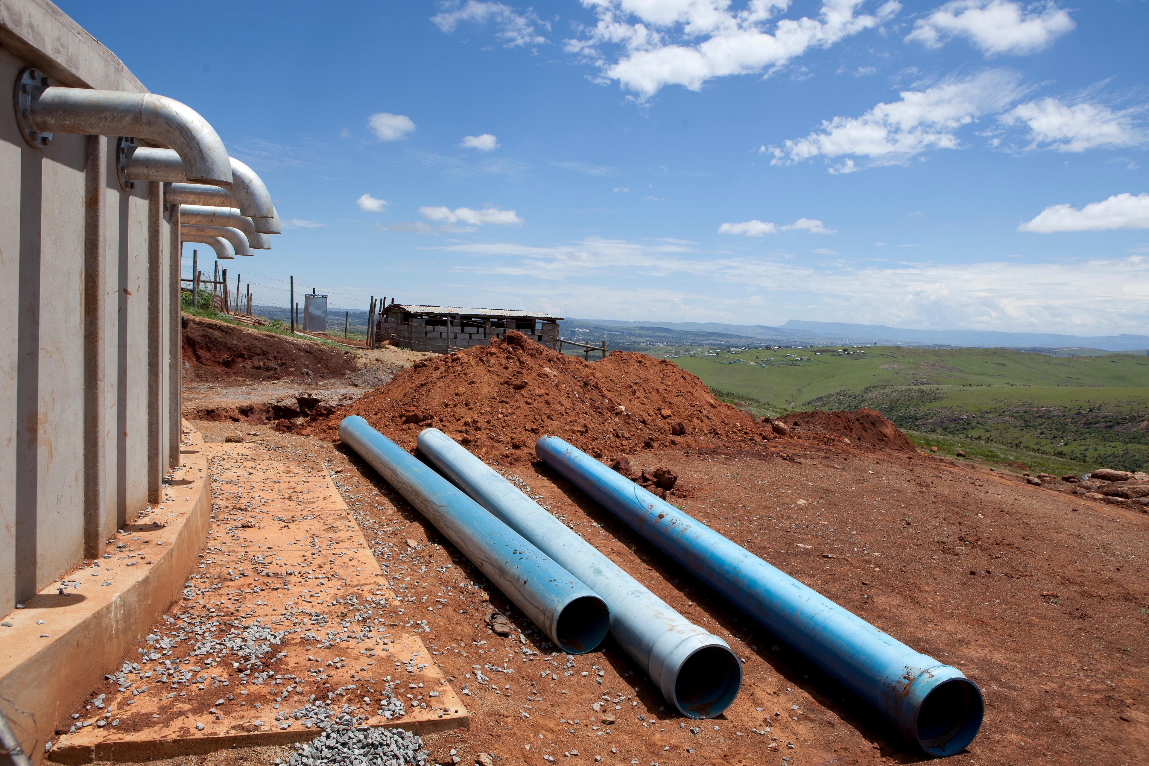 Water pipeline installation